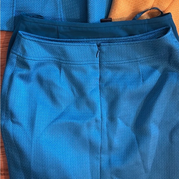 Tahari size 4P and 2P one is gold one is blue, teal and pink purple and coral - Picture 8 of 15